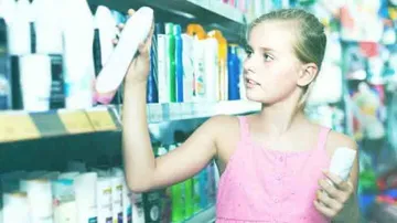 Prenatal exposure to toothpaste, make-up chemical advances girls' puberty