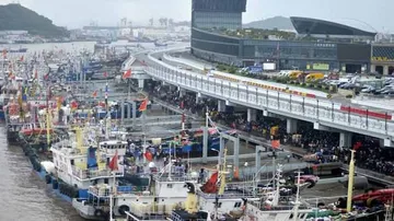 1 Million People Evacuated As Typhoon Hits China