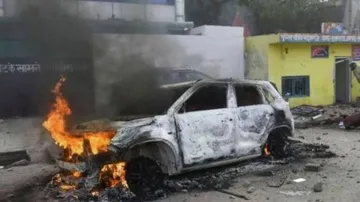 Muslims In UP Hand Over Rs 6.27 Lakh DD To Admin For Protest Damages