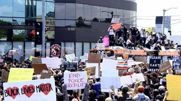 Donald Trump threatens to use military to quell violent protests across US
