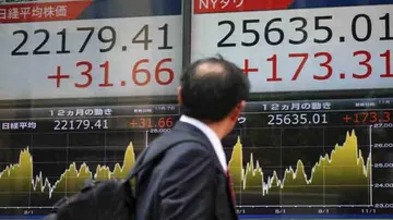US stocks close higher after midterm elections