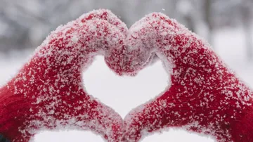 How to look good on Valentine's Day