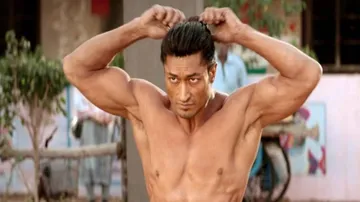 Vidyut Jammwal’s #Country Boy Action Hero Is Super-impressive (Watch)