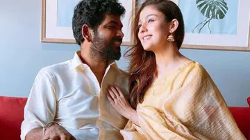Nayanthara Engaged To Boyfriend Vignesh Shivan, Check This Pic