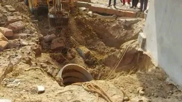 Mudslide Inside Well Kills One In Dhenkanal, Narrow Escape For 4 Others