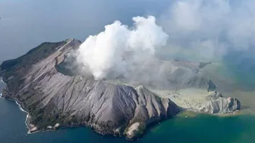 New Zealand volcano death toll rises to 19