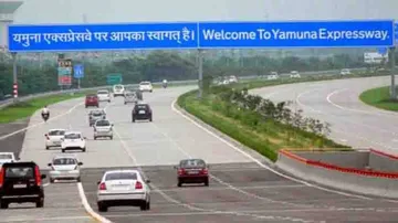 4,956 accidents, 718 deaths on Yamuna Expressway in 5 years