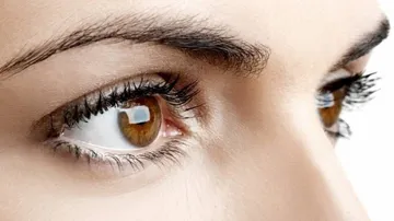 Scientists develop sight-saving treatment for eye infection