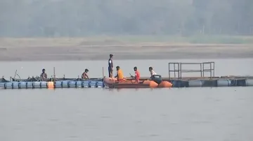 Malkangiri boat mishaps: Woman's body fished out, search operation still on for another missing person 