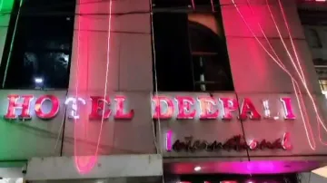 Woman found hanging in hotel room in Bhubaneswar, probe launched