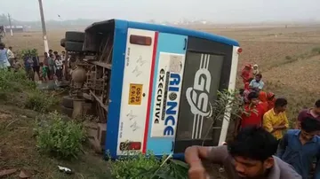 Odisha: Over 10 Injured As Bhubaneswar-Bound Bus Overturns In Kendrapara