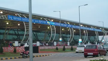 Gold bars worth Rs 20 lakh seized at Bhubaneswar airport