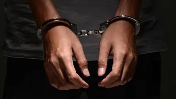Five held for 'gangraping' woman