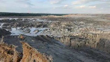 Breach in ash pond: Vedanta agrees to pay compensation & relocate villagers