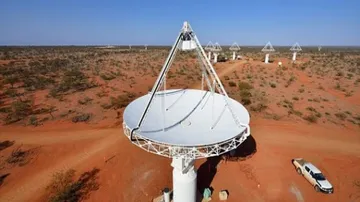 Five-billion-year-old signal emitted by galaxy detected