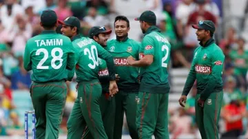 Bangladesh stun South Africa by 21 runs