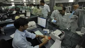 Indian banks risk losing $9bn revenue to e-wallets by 2025