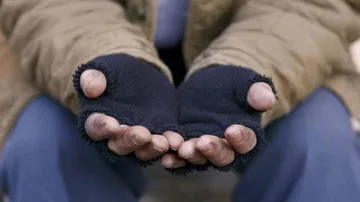'Online beggar' in UAE makes $50,000 in 17 days