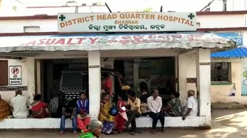 Constable injured after being hit by coal-laden van in Bhadrak