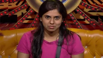 Former Bigg Boss Contestant And Actor Chaitra Kotoor Attempts Suicide