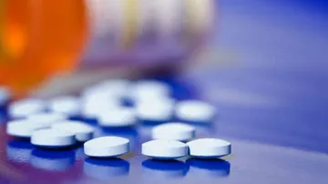 Breast cancer drugs useful in treating drug-resistant lung tumours