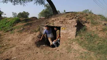 14,000 bunkers to be constructed along J&K border: Ministry of Home Affairs