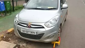 Rs 1.82 lakh Penalty Collected For Errant Parking In Twin Cities In A Single Day