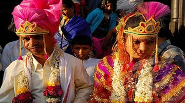 Tent house suppliers and temple priests to check minor girl marriages