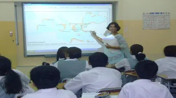 Untrained teachers get 2 years to qualify