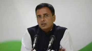 Congress wants Modi's apology over Pragya's remarks on Godse