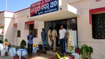 Couple Ends Life After Son Dies In Private Hospital In Odisha