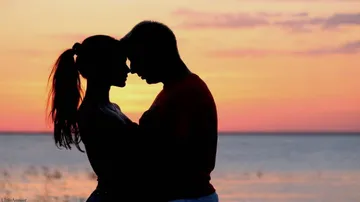 Wait for five months before saying 'I love you'