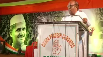 Dama Rout shares stage with Congress, fuels alliance speculation