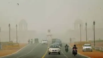 Delhi's air quality remains severe due to unfavourable weather conditions