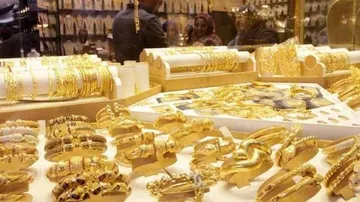 Gold sales likely to decline 50% on Dhanteras