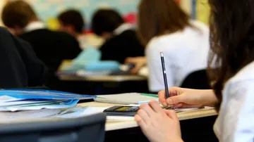 Education not diminishing IndiaÂ’s preference for boys