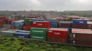 India's March exports up 11%, imports almost flat