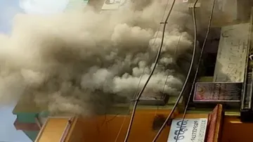 Fire breaks out in jewellery shop in Bhanjanagar