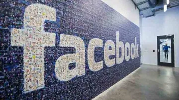 Facebook videos dominate social media: Report