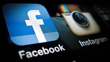 Users face outage on Facebook, Instagram