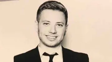 Facebook blocked Netanyahu's son for anti-Muslim posts