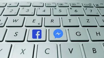 Feeling hungry? Now order food with Facebook