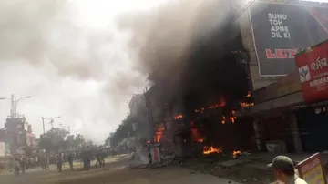 Major Fire in garment showroom in Cuttack