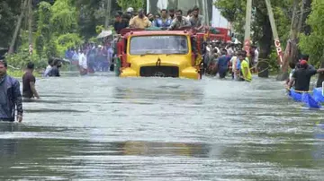Kerala flood toll 368, over 58,000 rescued, red alert in 3 districts