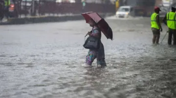 9 killed in Karnataka rain fury, normal life hit