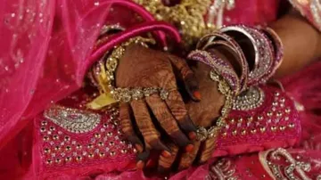 Pak Hindu Girl Abducted From Wedding Ceremony, Forcibly Converted To Islam & Married To Muslim Man