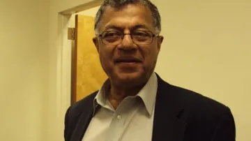 Multi-lingual actor, Jnanpith winner Girish Karnad passes away