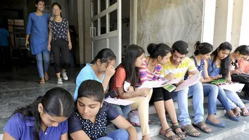 CBSE not to hold single entrance exam like NEET for engineering