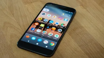Google Pixel XL gets massive price cut