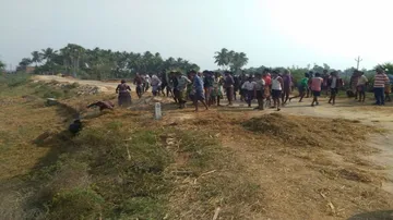 5 hurt in group clash in Puri